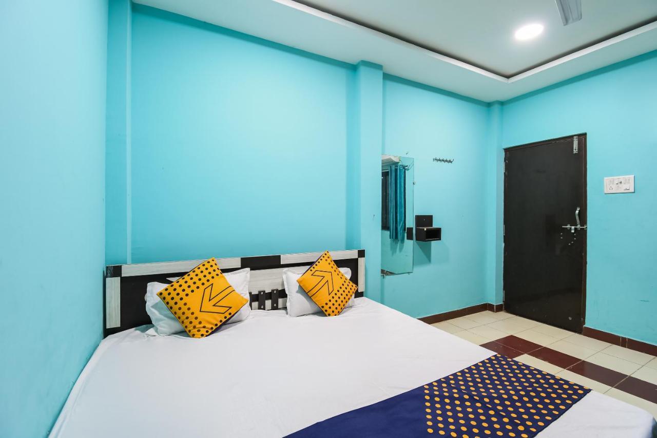 Spot On 67031 Hotel Sangam Palace Rāipur Kültér fotó