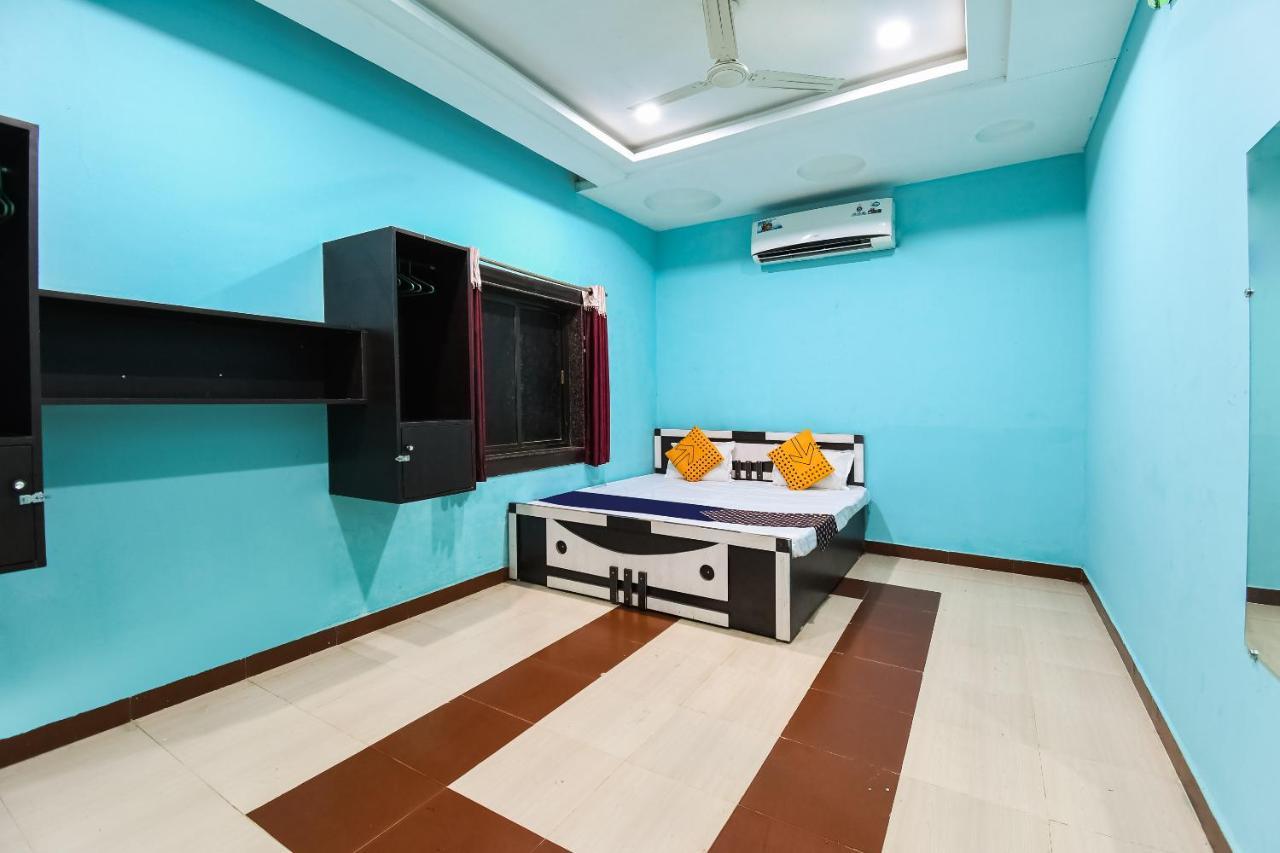 Spot On 67031 Hotel Sangam Palace Rāipur Kültér fotó