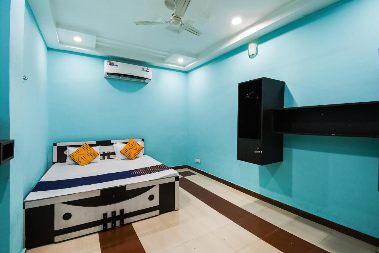 Spot On 67031 Hotel Sangam Palace Rāipur Kültér fotó